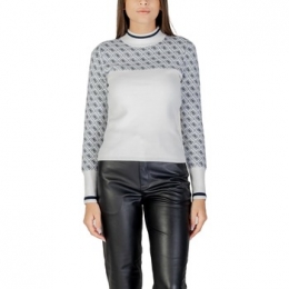 TruiGuessLSMOCKNECKAUBREY4GSWTRW5BR24Z3JD2