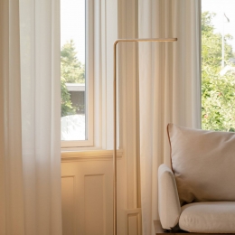 UMAGELEDvloerlampOmnimessingkleurighoogte143cm2-lamps