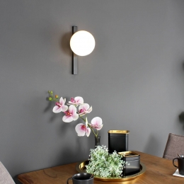 Eco-LightPlutowandlamp1-lampzwartwitschakelaar