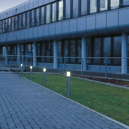 SLVtuinpadverlichtingRoxyacrylhoogte90cmgrijsroestvrijstaal