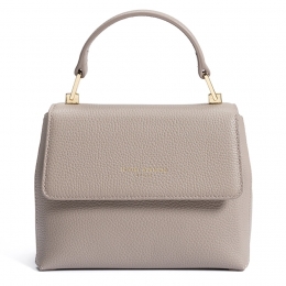 IsabelBernardHandtasFemmeForteHeline-italiaansleer