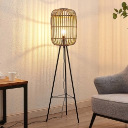 LindbyCanyanavloerlamp139cmnaturelrotandriepoot