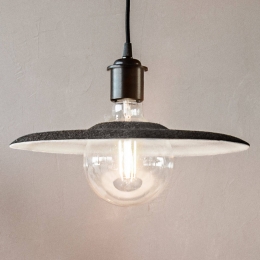 UMAGEShadehanglampzwartmetkapvanvilt