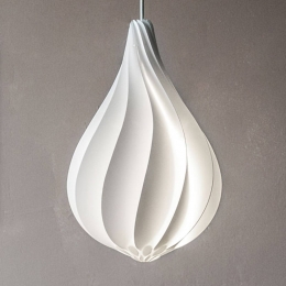 UMAGEAlvaMediumhanglampkoordsetwit42cm