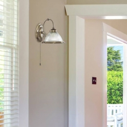 SearchlightWandlampAmericanDinermessingantiek