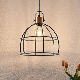 LindbyFlintoshanglamp1-lamplichthout