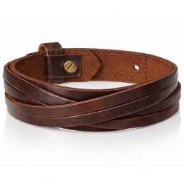 Bruinelerenarmbandmetgesnedenleer