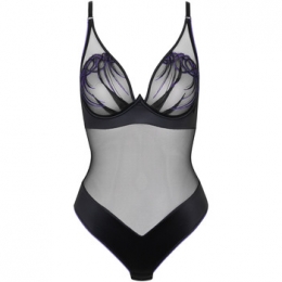 BodysLiscaBraziliaansbeugellichaamAmaze