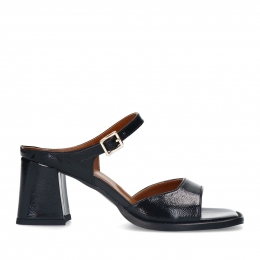 Zwartelaklerensandalenmethak