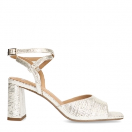 Goudkleurigesandalenmethak