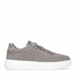 Grijzenubucksneakers