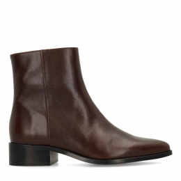 Donkerbruinelerenenkellaarsjes