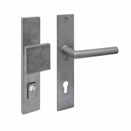 IntersteelSKG3veiligheidsbeslagvoordeurrechthoek250x50mmgreepkrukJuraPC92kerntrekbeveiliging-PVDRVSgetrommeld