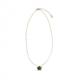 Goudkleurigekettingmetgroenbloemetje