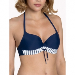 BikiniLiscaInmeerderestandenvoorgevormdzwempaktopjePuertoRico