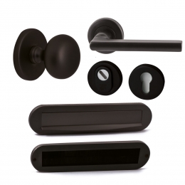 HardbrassVoordeursetIrisSaracompleetrechtswijzendSKG3metkerntrekbeveiliging-puurzwart