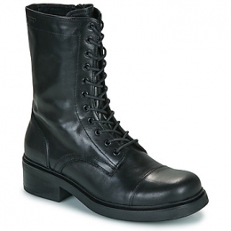 LaarzenVagabondShoemakersKARLIE