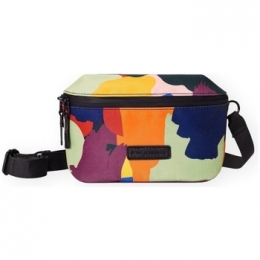 HeuptasUconAcrobaticsJonaMediumBag-LeifPodhajsky