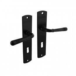 IntersteelDeurkrukHelenaoplangschildsleutelgat72mm-matzwart