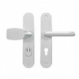 AXAAXAOvalPlusveiligheidsbeslagvoordeurWingknopU-krukPC72metkerntrekbeveiligingSKG3-aluminium