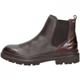 LaarzenCallagHan45116