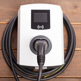 EveSinglePro-line-3x16A-5metervastekabel-RFID-E-Flux