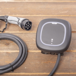 PulsarPro22kW-EVLaadstationZwarttype2met5metervasterechtelaadkabel