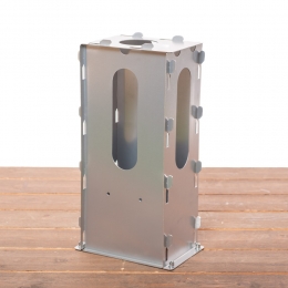 MetalenSokkelvoorLaadpaal