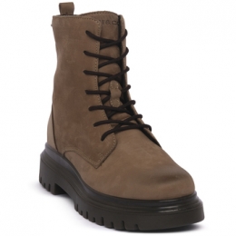 EnkellaarzenIgIampCOSTEFANYTAUPE