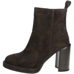 LaarzenManufactureDessaiAA28