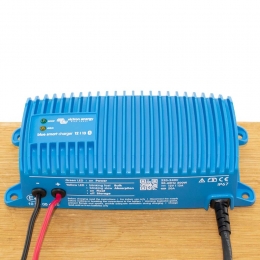 BlueSmartIP67Acculader1213