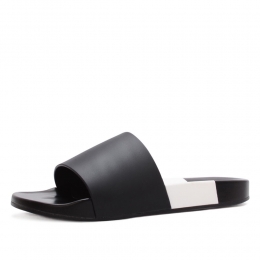 KatyPerrythefifizwarteslippers-40