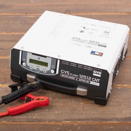 acculadermetvoedingGYSFLASH12512CNTFV5M