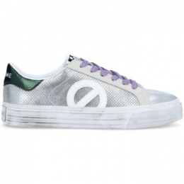 SneakersNoNameStrikeside