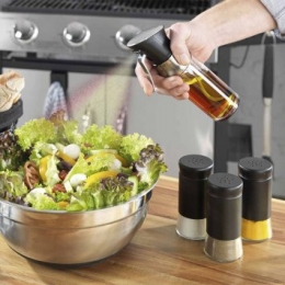 Verstuivermetdubbelreservoir