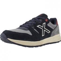 LageSneakersMunich103083