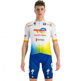 TEAMTOTALENERGIES2023Set2stukken