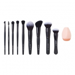 elfCosmeticsTenoutofTenBrushKit