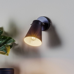 LuminexWandlampAmoszwart1-lamp