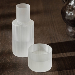 fermLIVINGRippleKleinekarafsetwitglas2-delig