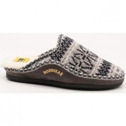 LageSneakersNordikas2502
