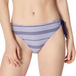 TriumphSummerWavesBikiniTaiActie