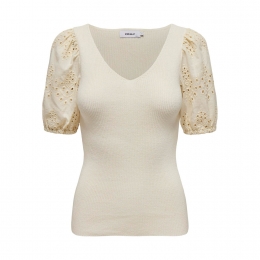 OnlyChrissaLifeV-neck