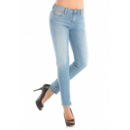 Guess-BeverlyHightWaist-Lichtblauwejeans
