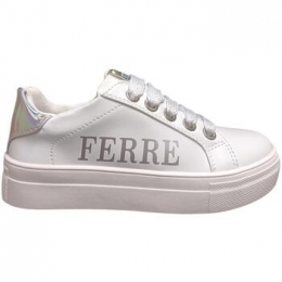 LageSneakersFerrkrug