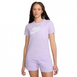 NikeSportswearEssentialsTee
