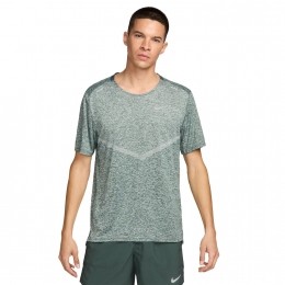 NikeDri-fitRise365