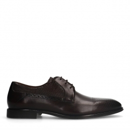 Donkerbruinelerenveterschoenen