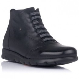 LaarzenFluchosBOOTSSUSANF0356