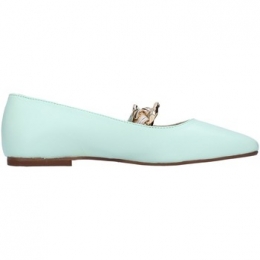 BallerinasBalie380